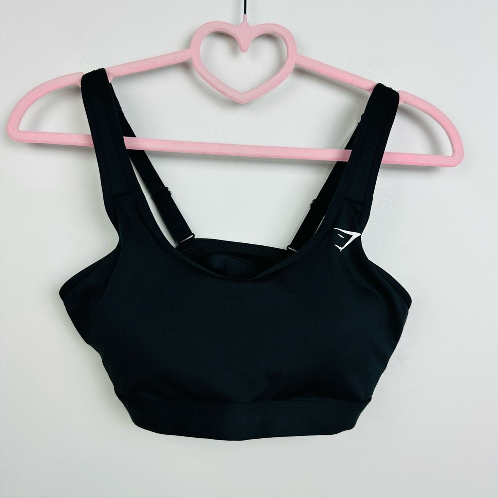 Gymshark NWOT Black SCOOP NECK SPORTS BRA Medium Support Size Small